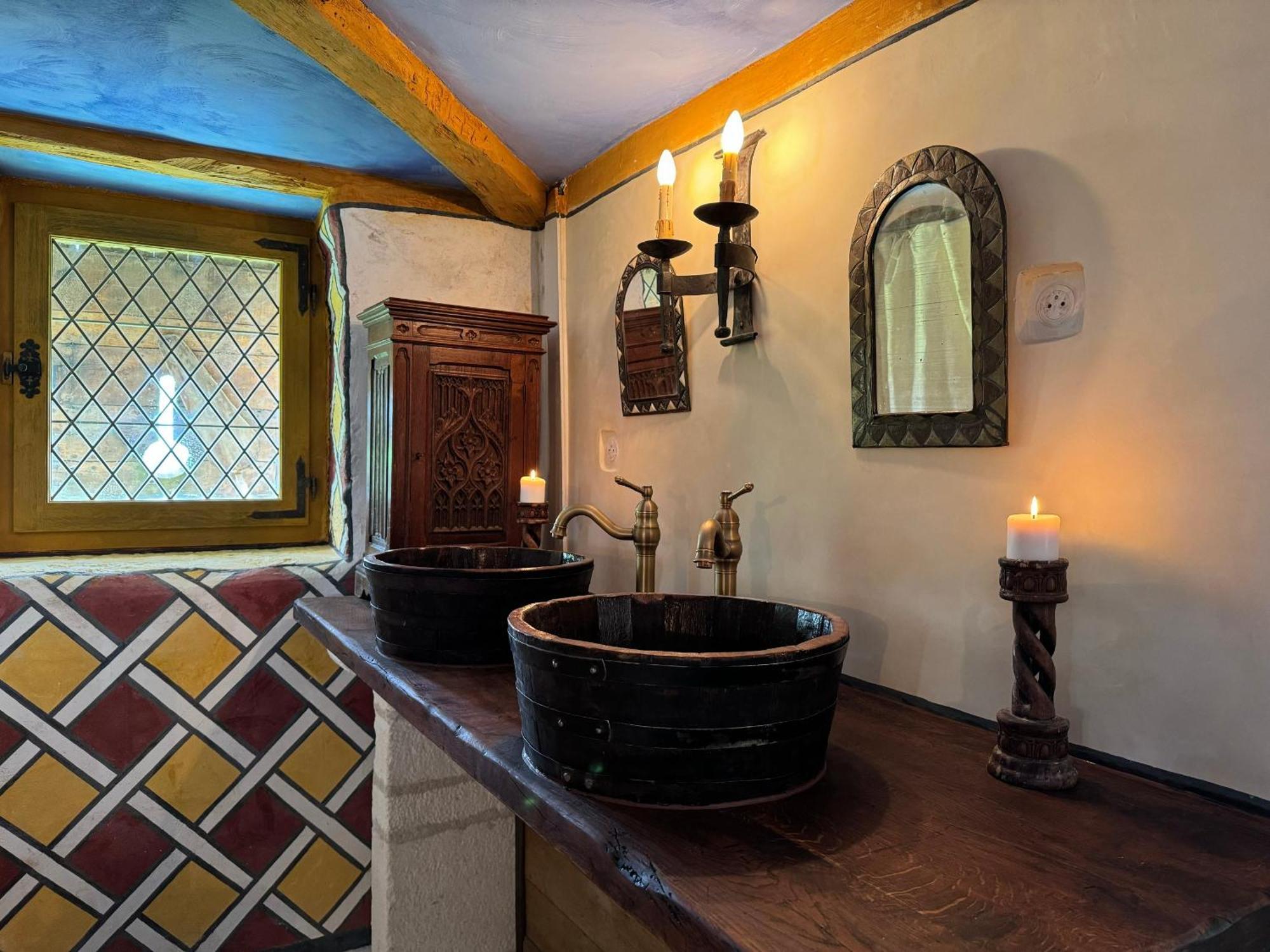 Chateau De Champrenault, Voyagez Dans Le Temps Kültér fotó