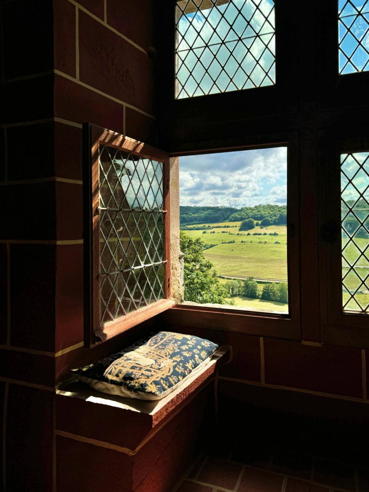 Chateau De Champrenault, Voyagez Dans Le Temps Kültér fotó